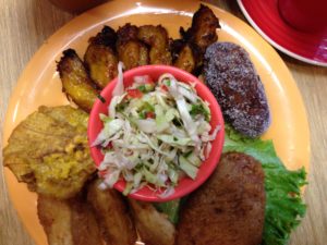 For starters we had the Traditional Sampler: Fried and green plantains, fried yucca, empanada and a pastelito.