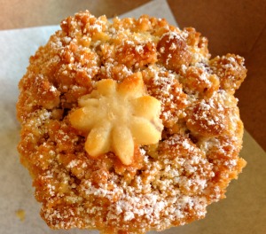 New fall flavors are: Caramel aqpple Crunch, Holiday Pear, Traditional Pumpkin, Glazed Apple Custard, Ect... 