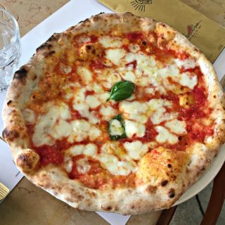 Podcast: Naples Pizza and Food Tour